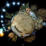 محوطه باغ تالار غزال سبزوار در شب